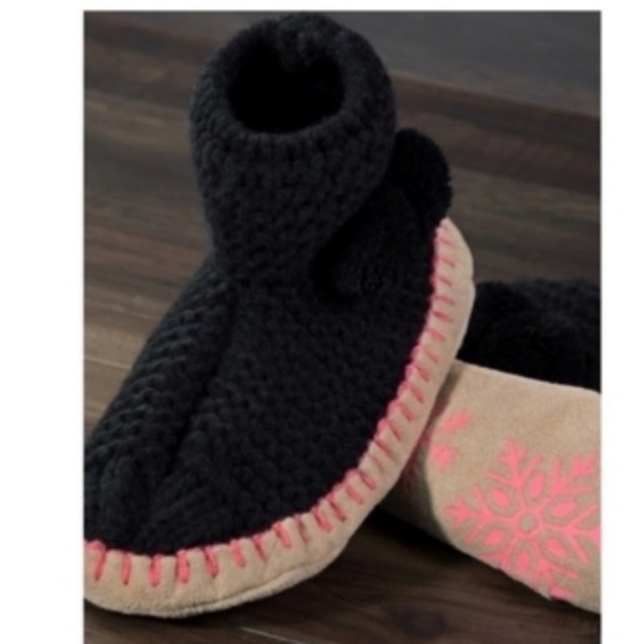 *Stocking Stuffer* Ruggine Knit Slipper Bootie - Picture 2 of 3